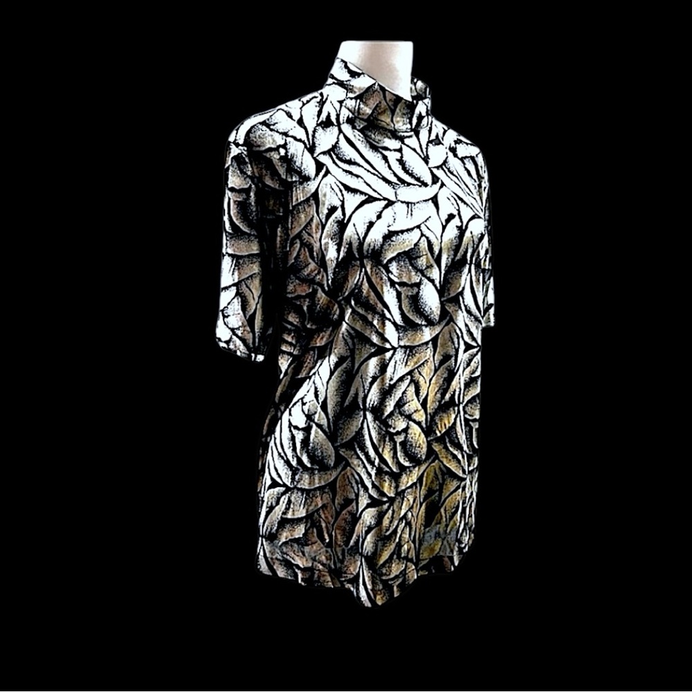 JESSICA MICHELLE black & silver metallic turtleneck short sleeve tunic top L